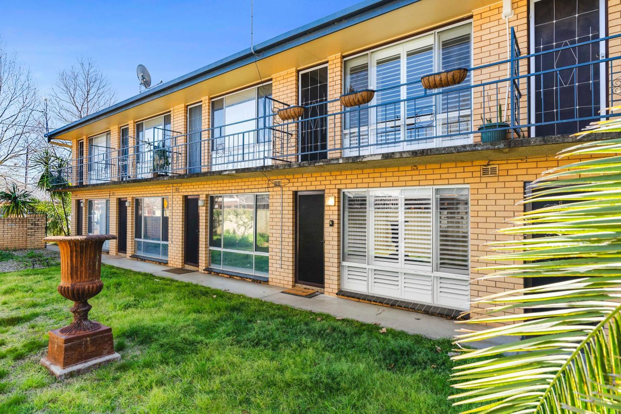 Central Wagga Apartments ウォガウォガ エクステリア 写真